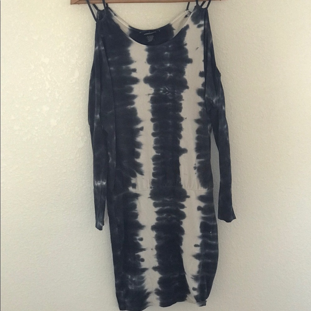 SOLD moda international body con